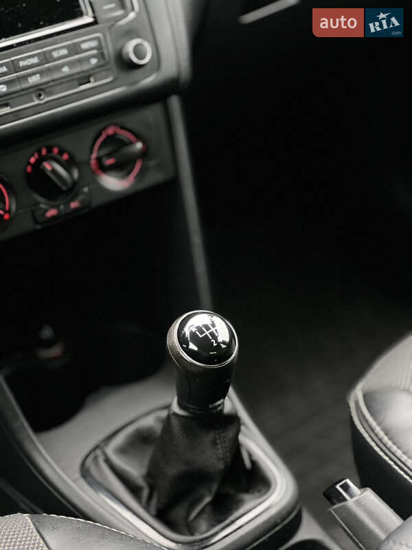 Седан Volkswagen Polo 2016 в Николаеве фото 14 Седан Volkswagen Polo 2016 в Николаеве