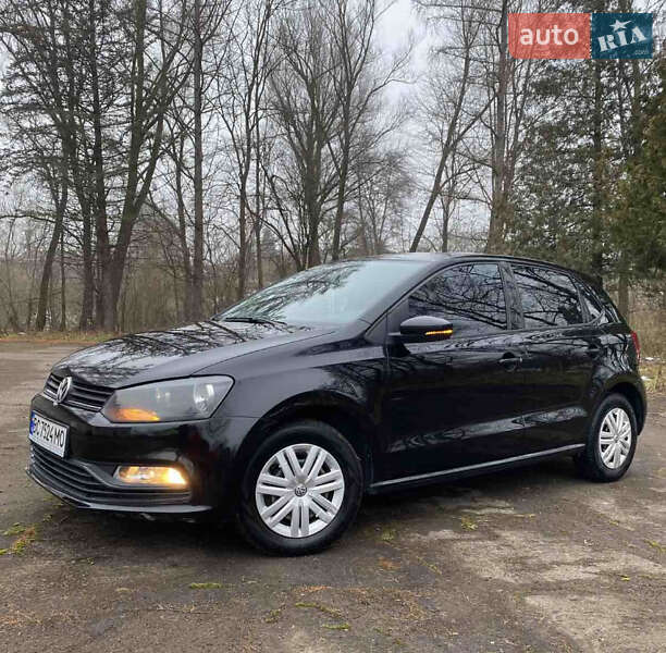 Хэтчбек Volkswagen Polo 2016 в Дрогобыче