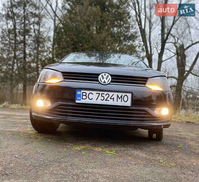 Хэтчбек Volkswagen Polo 2016 в Дрогобыче