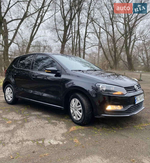 Хэтчбек Volkswagen Polo 2016 в Дрогобыче