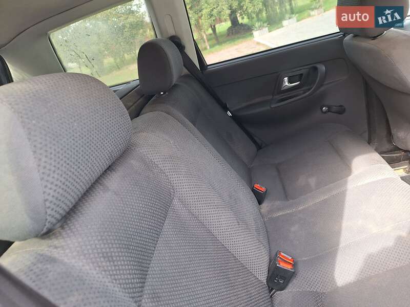 Хэтчбек Volkswagen Polo 2001 в Черновцах фото 21 Хэтчбек Volkswagen Polo 2001 в Черновцах