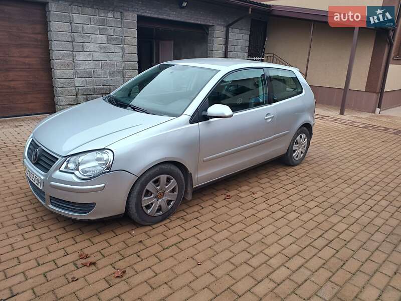 Хэтчбек Volkswagen Polo 2006 в Мукачево
