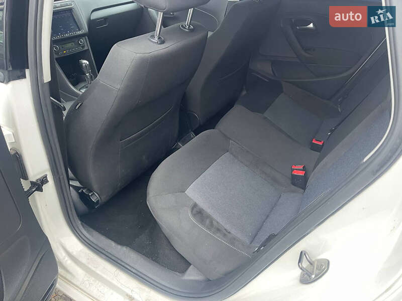 Хэтчбек Volkswagen Polo 2011 в Луцке фото 12 Хэтчбек Volkswagen Polo 2011 в Луцке