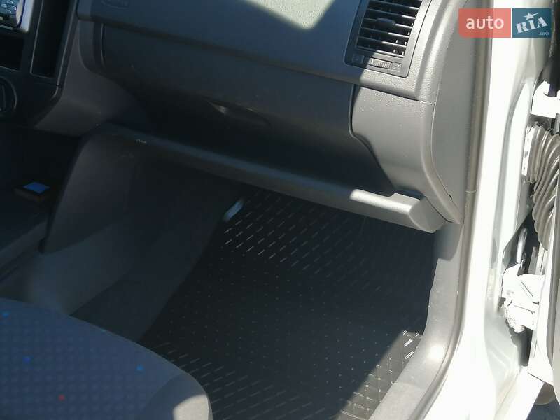 Хэтчбек Volkswagen Polo 2003 в Луцке