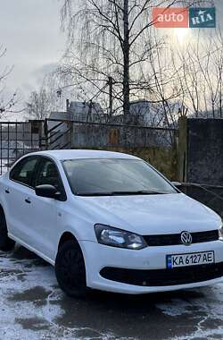 Седан Volkswagen Polo 2012 в Мене