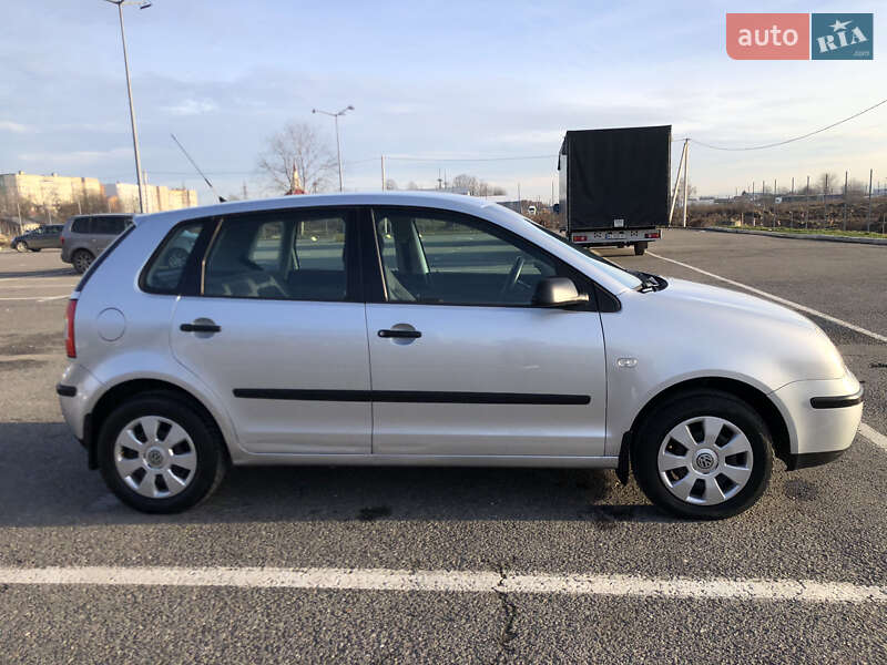 Хэтчбек Volkswagen Polo 2005 в Черновцах