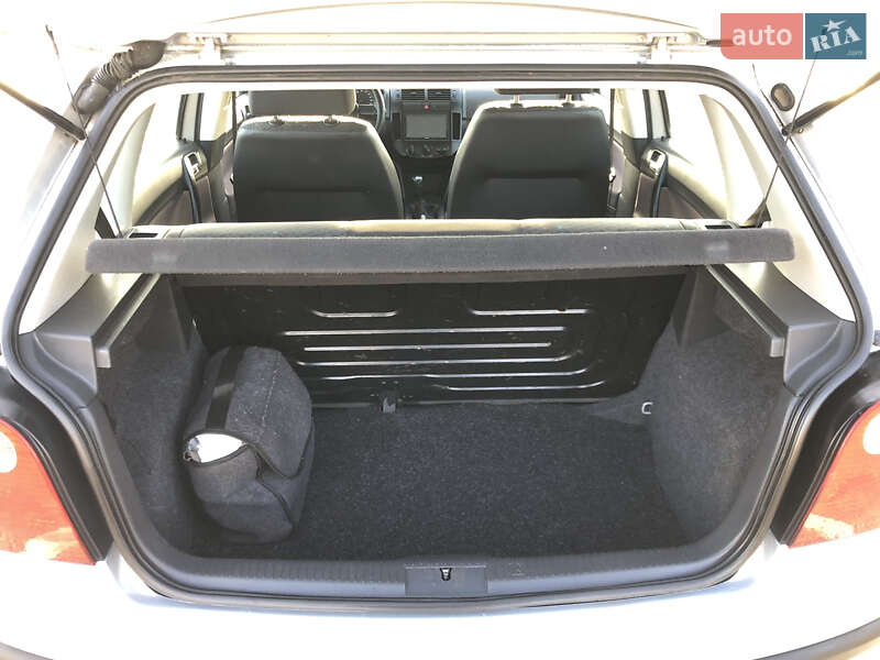 Хэтчбек Volkswagen Polo 2005 в Черновцах