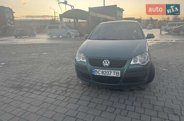 Хетчбек Volkswagen Polo 2006 в Дрогобичі