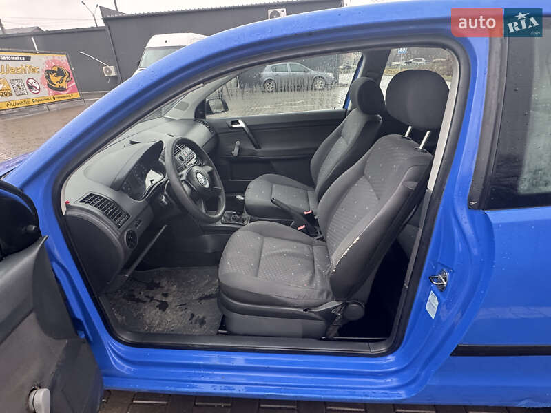 Хэтчбек Volkswagen Polo 2004 в Черновцах