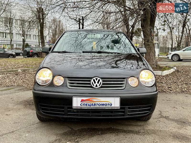 Хэтчбек Volkswagen Polo 2005 в Киеве