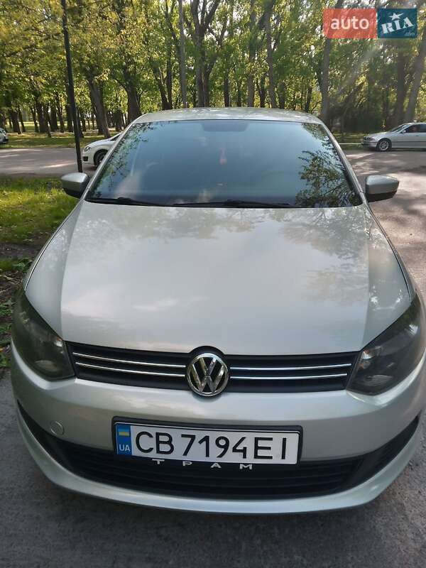 Седан Volkswagen Polo 2013 в Чернигове