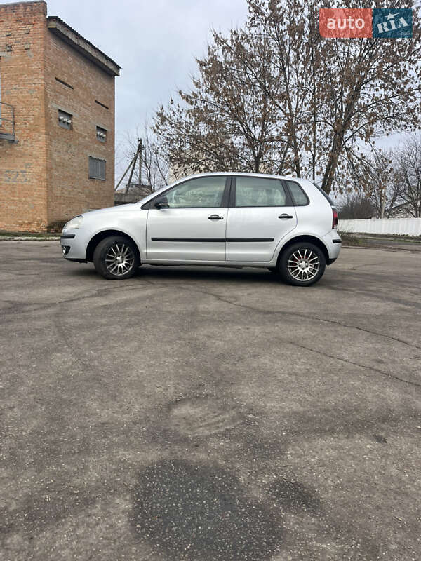 Хэтчбек Volkswagen Polo 2007 в Сквире