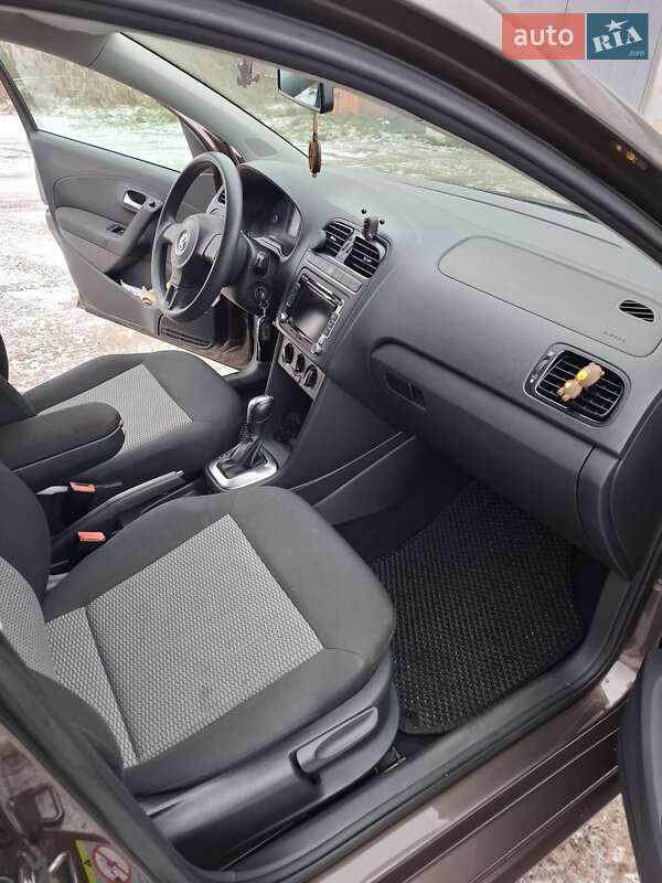 Хетчбек Volkswagen Polo 2012 в Києві