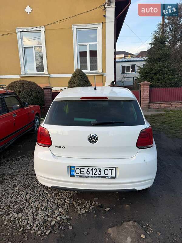 Хэтчбек Volkswagen Polo 2010 в Сторожинце