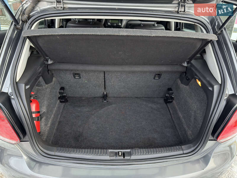 Хэтчбек Volkswagen Polo 2010 в Ровно