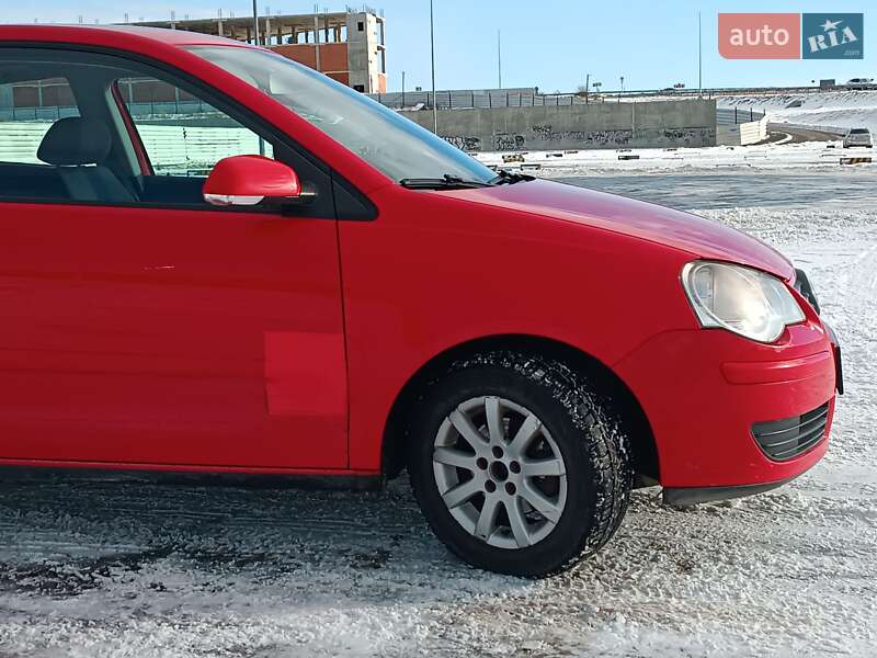 Хэтчбек Volkswagen Polo 2005 в Львове