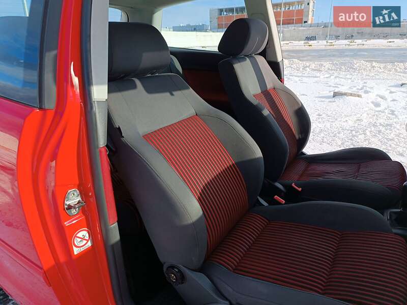 Хэтчбек Volkswagen Polo 2005 в Львове