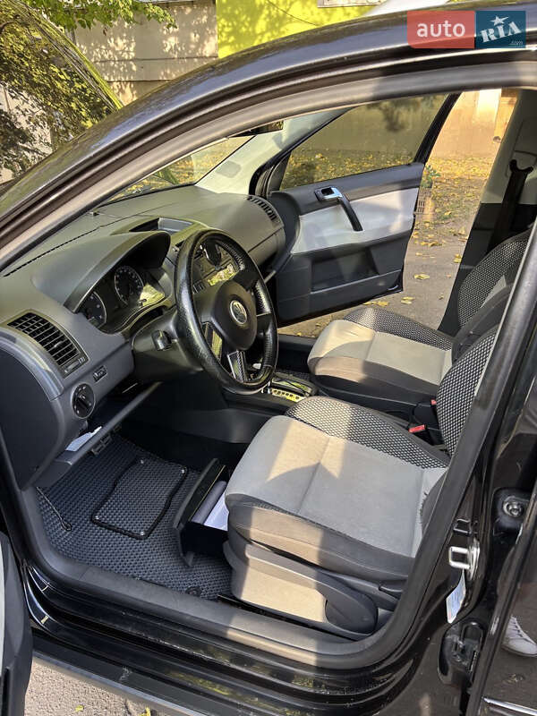 Хэтчбек Volkswagen Polo 2006 в Киеве