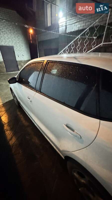Хетчбек Volkswagen Polo 2011 в Харкові