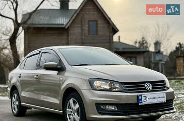Седан Volkswagen Polo 2017 в Николаеве