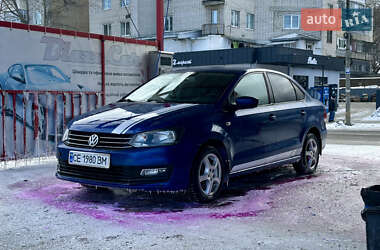 Седан Volkswagen Polo 2018 в Чернівцях