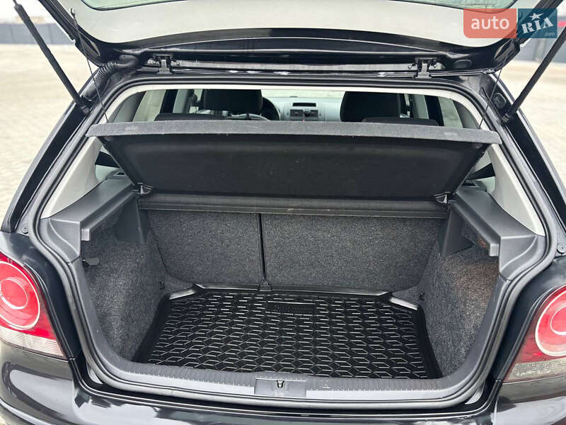 Хэтчбек Volkswagen Polo 2007 в Дубно