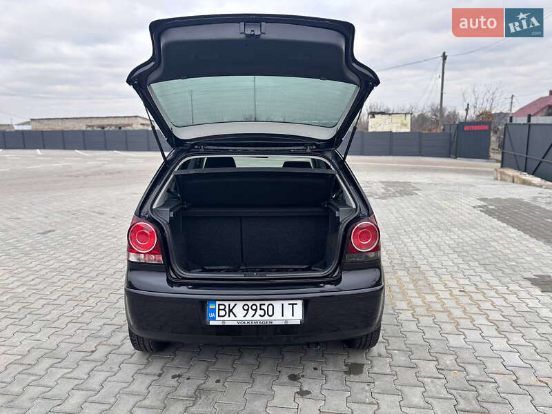 Хэтчбек Volkswagen Polo 2007 в Дубно