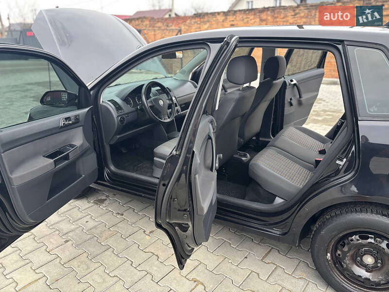 Хэтчбек Volkswagen Polo 2007 в Дубно