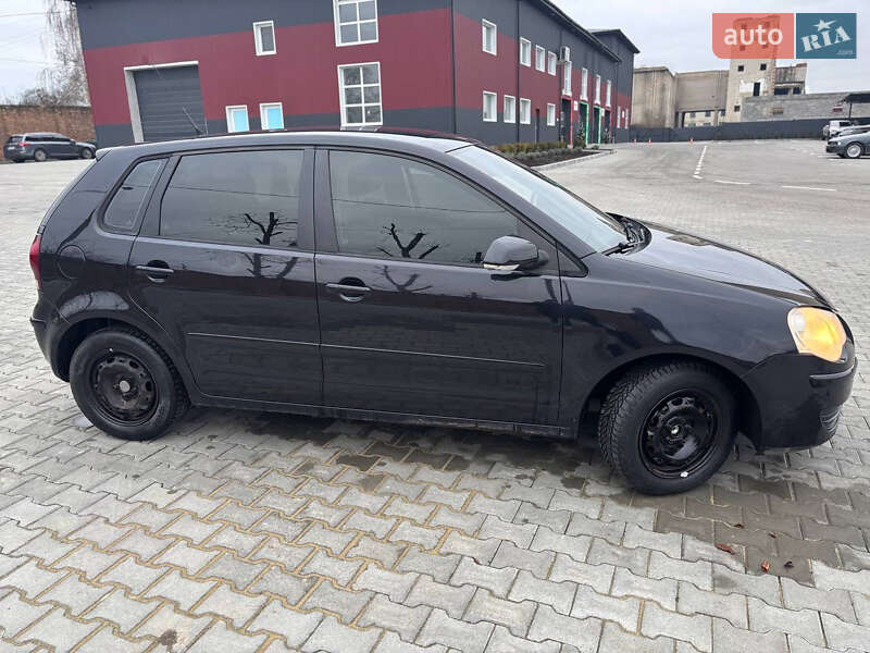 Хэтчбек Volkswagen Polo 2007 в Дубно
