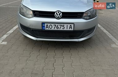 Хэтчбек Volkswagen Polo 2010 в Ужгороде