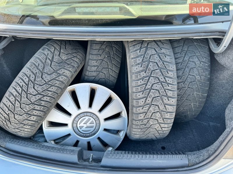 Седан Volkswagen Polo 2018 в Киеве