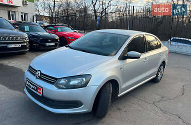 Седан Volkswagen Polo 2013 в Киеве