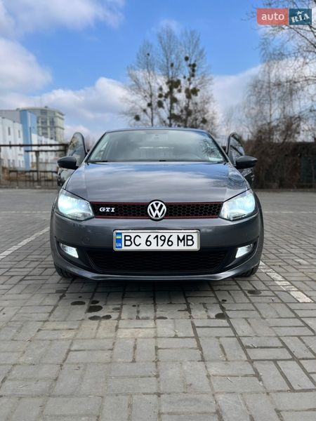 Хэтчбек Volkswagen Polo 2010 в Львове