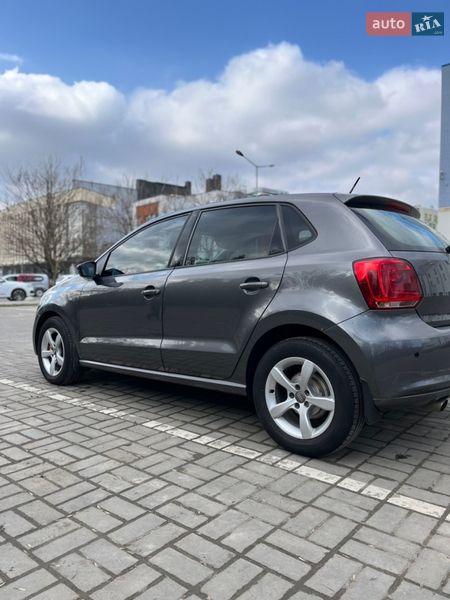 Хэтчбек Volkswagen Polo 2010 в Львове