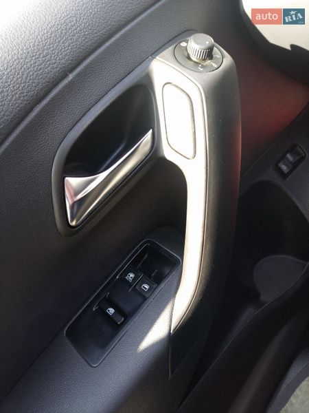 Седан Volkswagen Polo 2013 в Киеве