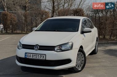 Седан Volkswagen Polo 2011 в Киеве