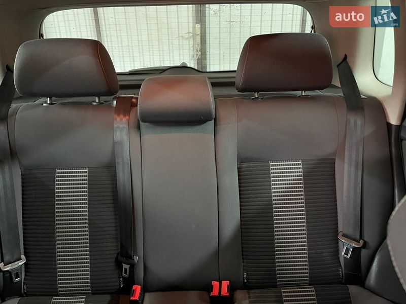 Хэтчбек Volkswagen Polo 2008 в Черновцах