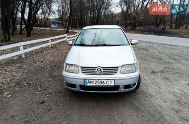 Хэтчбек Volkswagen Polo 2000 в Малине