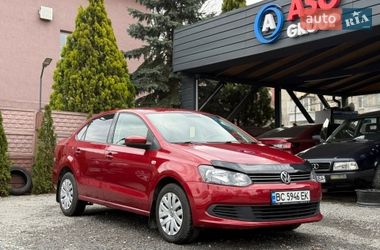 Седан Volkswagen Polo 2011 в Львове
