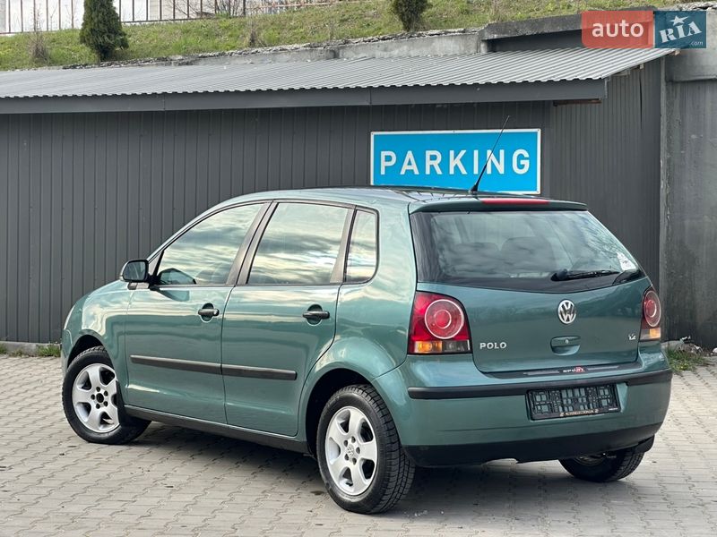 Хэтчбек Volkswagen Polo 2006 в Дрогобыче
