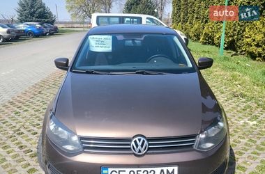 Седан Volkswagen Polo 2015 в Чернівцях