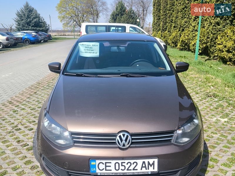 Седан Volkswagen Polo 2015 в Черновцах