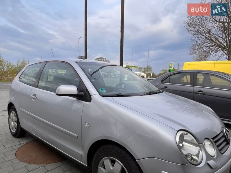 Хэтчбек Volkswagen Polo 2002 в Ивано-Франковске