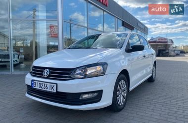 Седан Volkswagen Polo 2016 в Полтаве