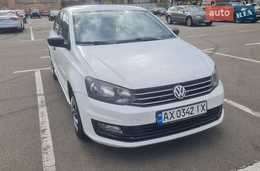 Седан Volkswagen Polo 2016 в Києві