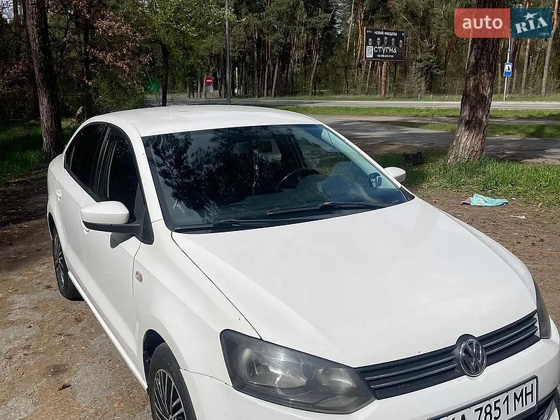 Volkswagen Polo 2012 VIN XW8ZZZ61ZDG033983 фото оголошення 9 з 59