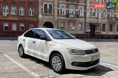Седан Volkswagen Polo 2012 в Дніпрі