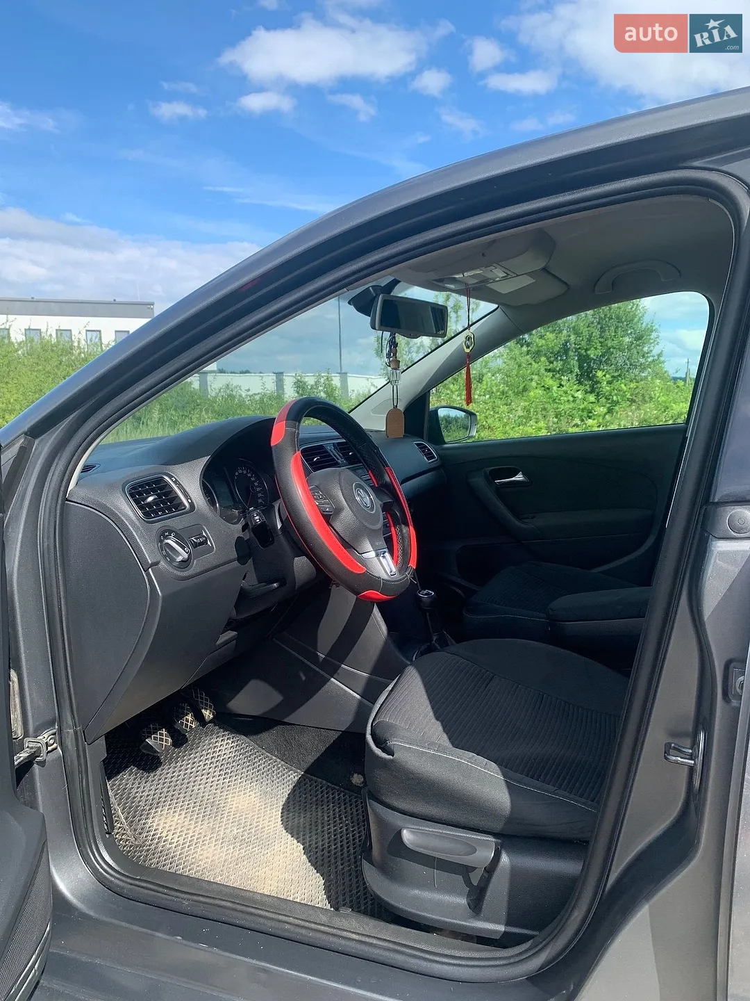 2010 Volkswagen Polo - мініатюра 13
