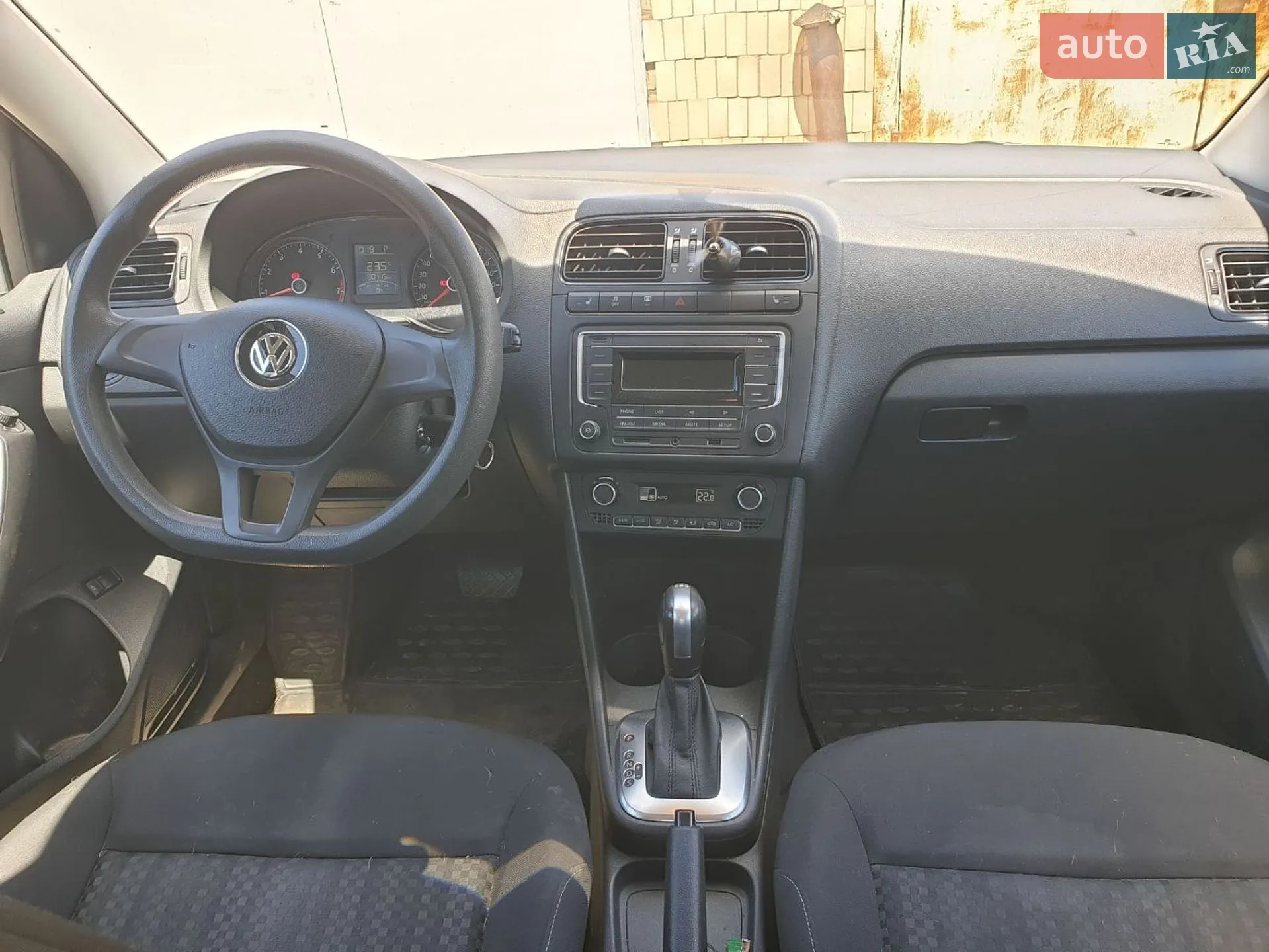 2018 Volkswagen Polo - мініатюра 12