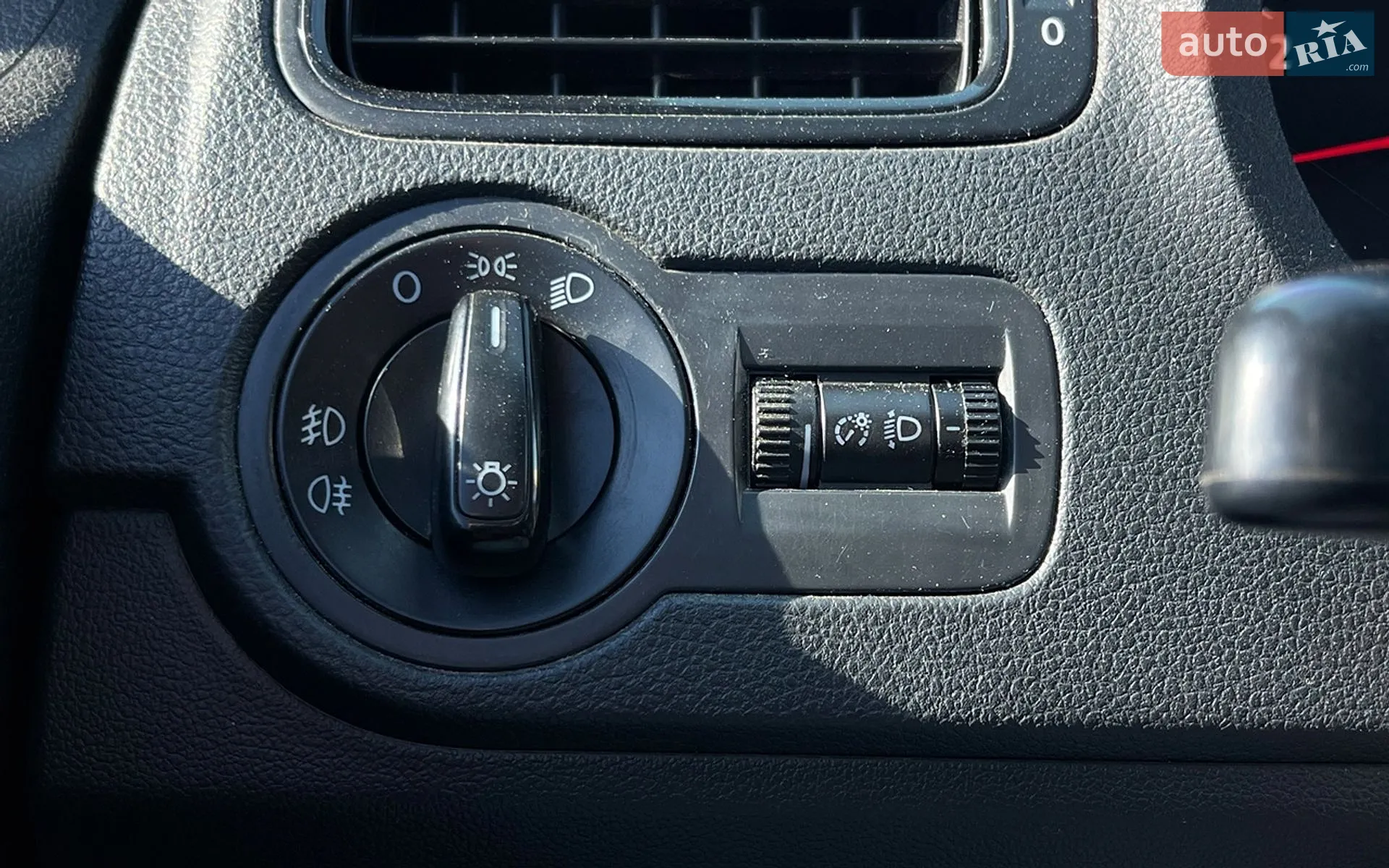2010 Volkswagen Polo - мініатюра 16